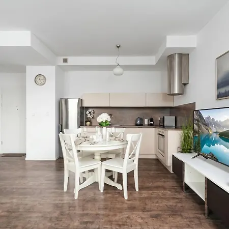 Urban Chic - Great Location - One Bedroom - Kolejowa Apartment Warsaw